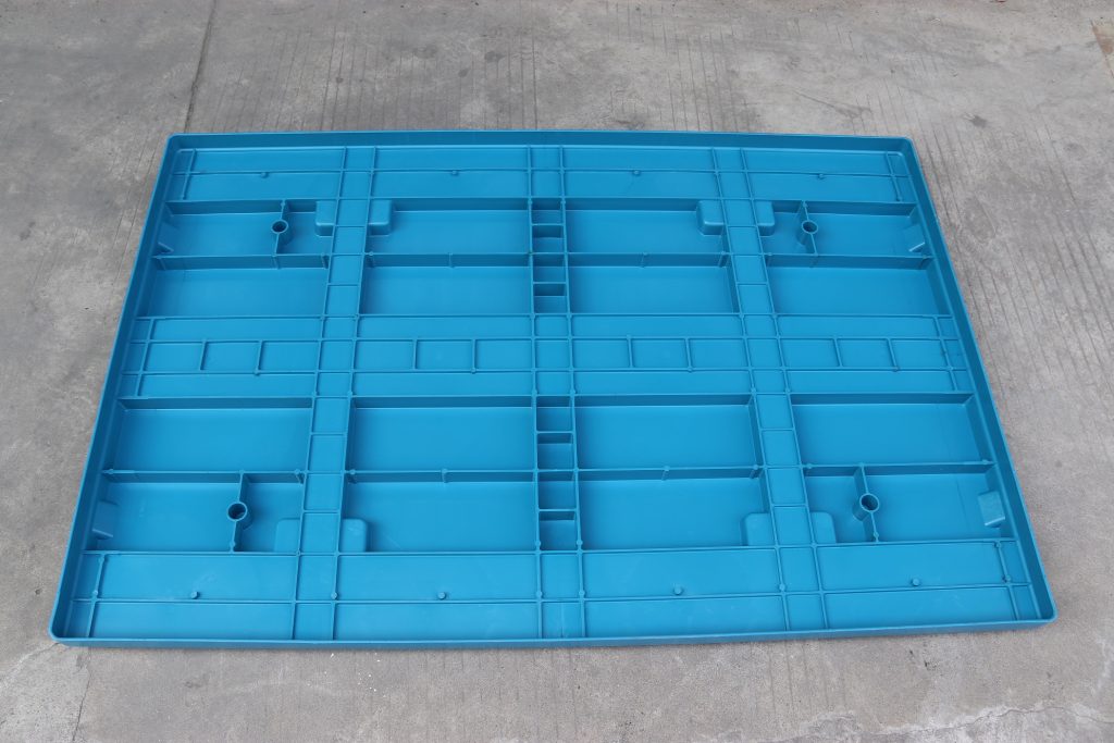 bulk storage containers with lids